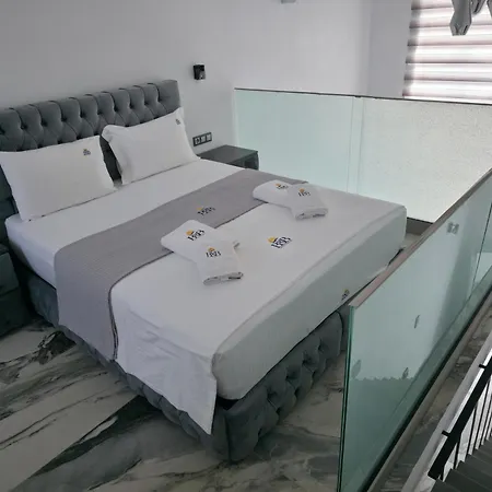 Lofts Thassos 3*